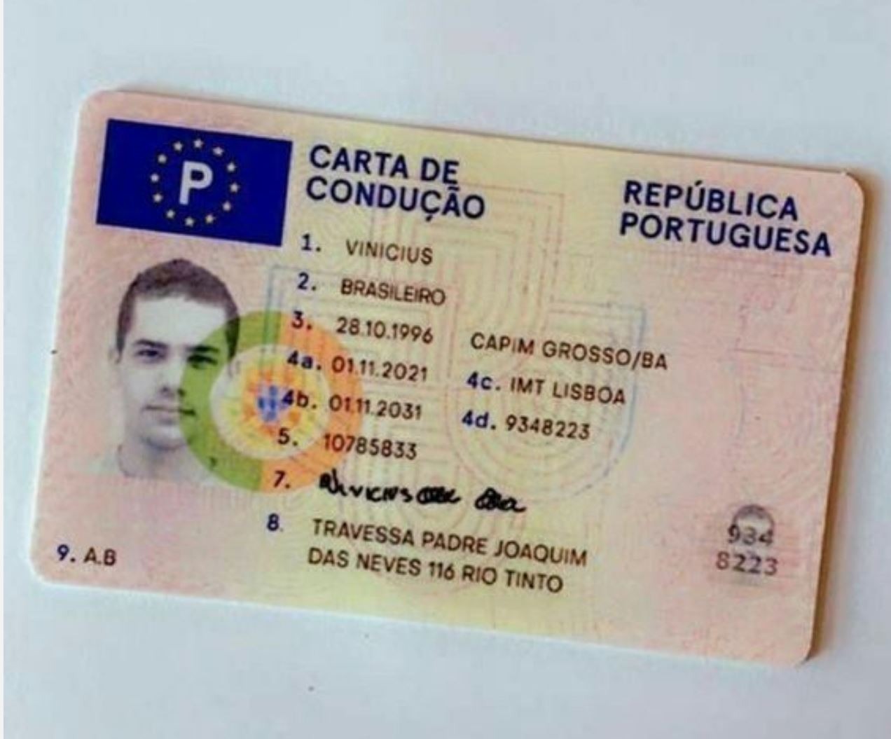 Comprar carta de condução portuguesa D1E em Hradec Dundalk